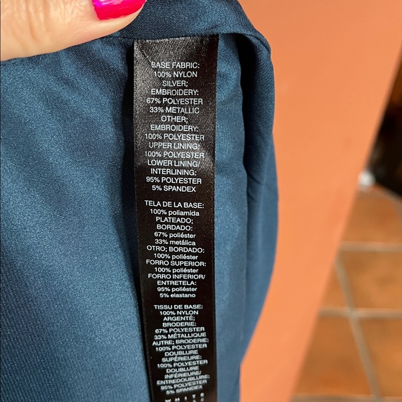 Brocade sleeveless sheath dress - Picture 12 of 13